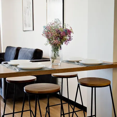 Apartament J&w Z Balkonem Zator
